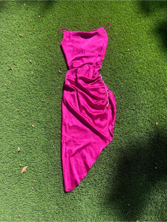Astr Dresses & Skirts - ASTR Fuchsia Asymmetrical Slip Dress with Side Ruched Detail